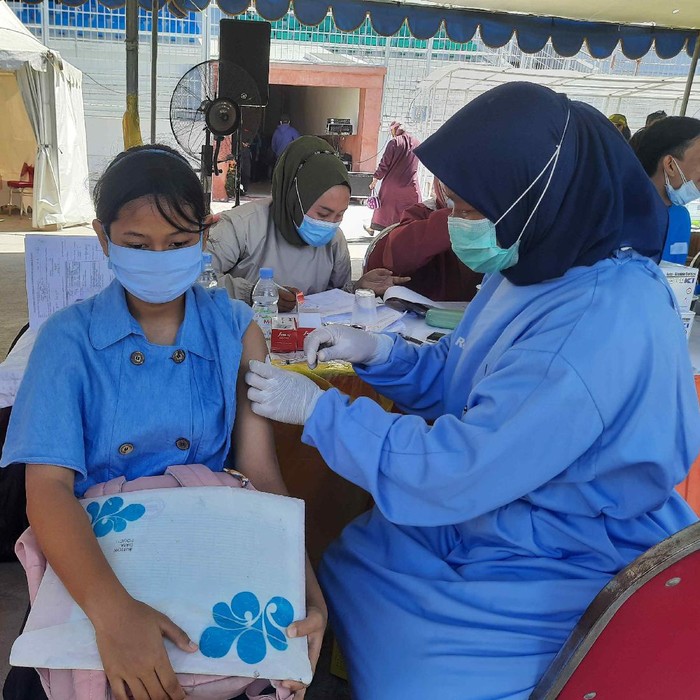 vaksinasi anak di surabaya