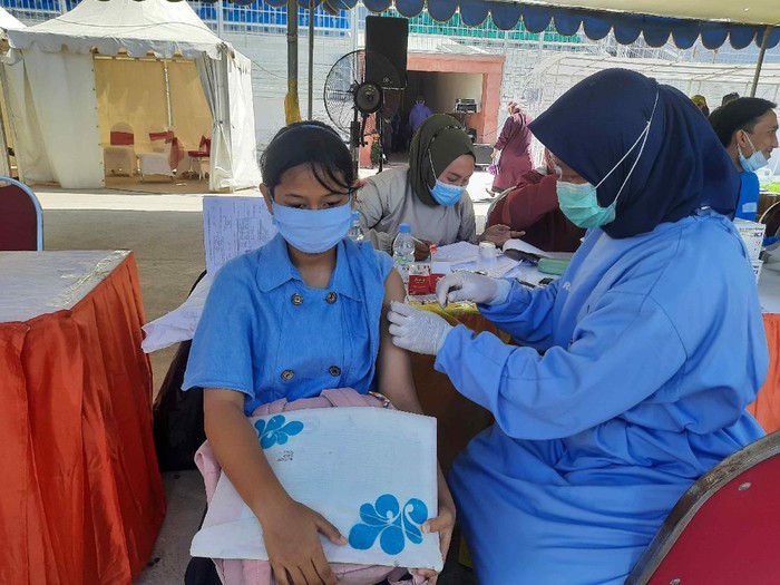 vaksinasi anak di surabaya