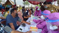 Dalam kegiatan ini Dinas Pariwisata Kulon Progo menargetkan bisa menyasar lebih dari 1.000 orang. Tak hanya pelaku wisata saja yang divaksin, melainkan juga masyarakat umum yang berasal dari wilayah DIY dan sekitarnya. 
