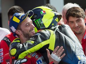 Dovizioso Merasa Aneh Jadi Rekan Setim Rossi di Yamaha