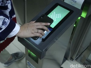 Tiket Berbasis Akun di TransJ Cs Disebut untuk Naikkan Tarif, Ini Kata Pakar