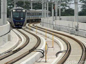 Keliling Jakarta Cuma Rp 10 Ribu Pakai JakLingko, Kartu Lain Bisa Nggak?