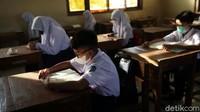 Total  419 siswa untuk kelas 7 dan yang dizinkan oleh orang tua murid berjumlah 373 siswa.
