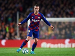 Pada musim ini, Antoine Griezmann selalu dimainkan dalam tiga pertandingan pertama Barcelona di LaLiga. Namun, di laga terakhir, penyerang berusia 30 tahun itu dicemooh suporter Barca karena dianggap bermain jelek dalam kemenangan atas Getafe 2-1 di Camp Nou. Alex Caparros/Getty Images.