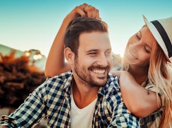 Tren Pacaran 2024 Populer di Kalangan Gen Z, Throning Hingga Situationship