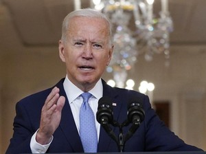 Penerjemah Biden Tertinggal di Afghanistan, Korut Tolak 3 Juta Dosis Sinovac