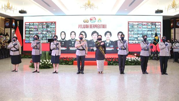Kapolri Jenderal Listyo Sigit Prabwo saat HUT Polwan ke-73 Kapolri Jenderal Listyo Sigit Prabwo saat Hari Jadi Polwan ke-73