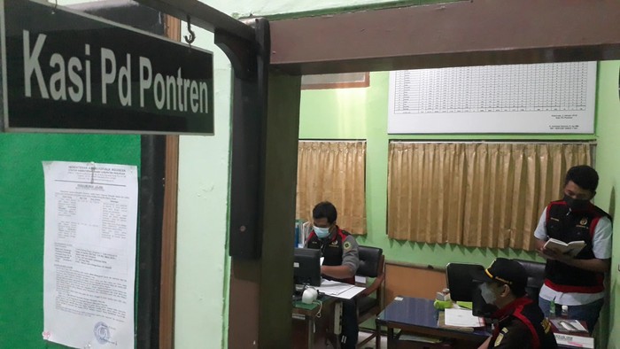 Kejari Geledah Kemenag Kabupaten Pasuruan