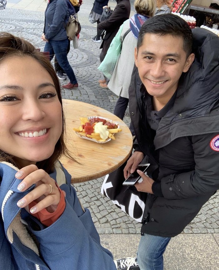 Kenang Mirdad Dulu Rajin Unggah Foto Makan Bareng dengan Tyna Kanna Kenang Mirdad Dulu Rajin Unggah Foto Makan Bareng dengan Tyna Kanna