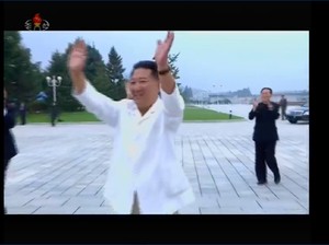 Tampilan Terbaru Kim Jong-Un Lebih Kurus di Tengah Rumor Kesehatan