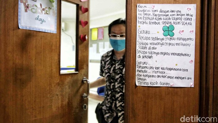 Melihat Belajar Tatap Muka di Sekolah Internasional Jubilee School Sejumlah siswa mengikuti mata pelajaran saat uji coba pembelajaran tatap muka di Jubilee School, Sunter Agung, Jakarta Utara, Rabu (1/9/2021).