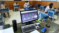 Dalam sehari murid akan mendapatakan 3 mata pelajaran.