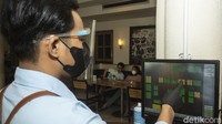 Sementara untuk aturan waktu makan 20 menit, Jerry menerangkan tetap ada dan itu cukup efektif diberlakukan dalam menerapkan protokol kesehatan.  