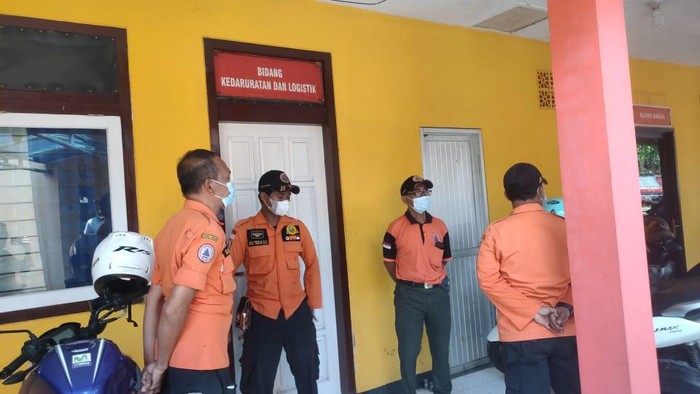 Polisi Geledah Kantor BPBD Jember