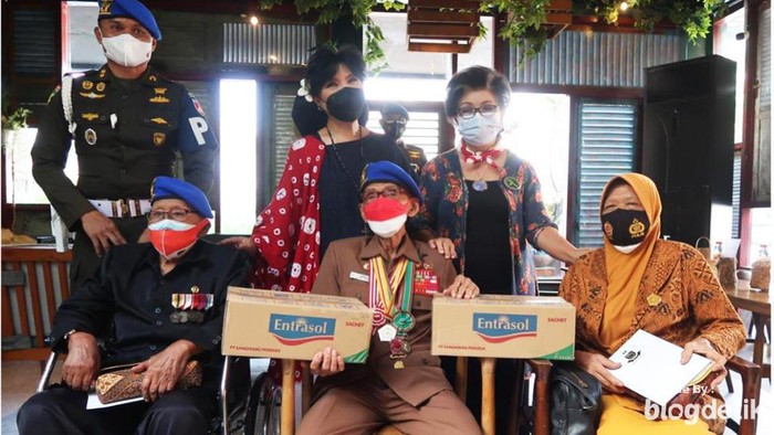 Aksi sosial peduli tergadap sesama terus dilakukan di masa pandemi. Salah satunya mengupayakan perbaikan nutrisi untuk para lansia.