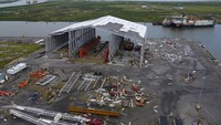 Fasilitas di dermaga di Port Port Fourchon rusah parah akibat diterjang badai. AP Photo/Gerald Herbert.