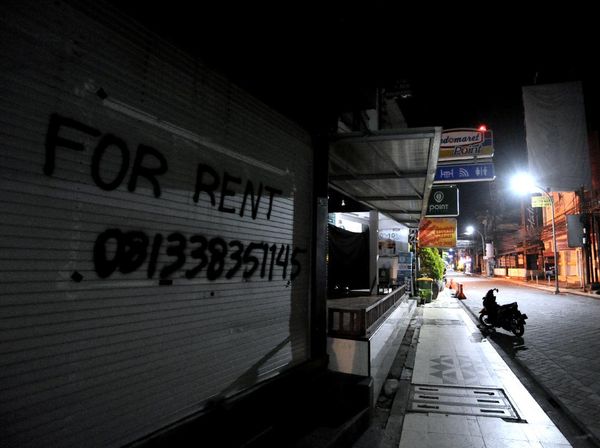 Sepi Sunyi Jalanan Bali yang Masih PPKM Level 4