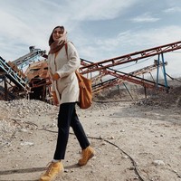 Roya bahkan pernah berhadapan dengan berbagai serangan dan ledakan tapi menurutnya banyak pembelajaran yang membuatnya bersyukur masih hidup sampai sekarang. Foto: Instagram @roya_heydari