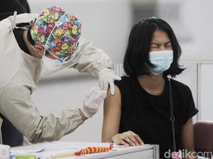 Warga Singapura yang Ogah Vaksin Harus Bayar RS Sendiri, RI Perlu Tiru?