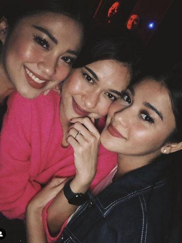 Tyna Kanna bersama Keluarga Kenang Mirdad