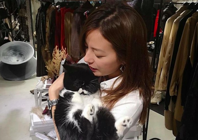 Vicky Zhao Instagram