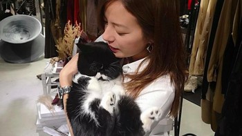 Saat ini belum diketahui di mana ia berada. Foto: Instagram/vicki_zhaowei
