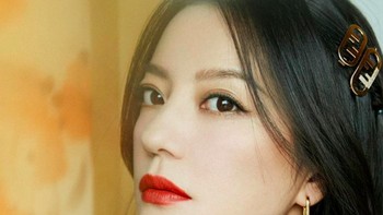 Dikutip detikINET dari ABC, mendadak eksistensi Zhao di internet disensor oleh pemerintah China. Film dan serial televisi yang ia bintangi atau sutradarai dihapus dari banyak platform video negara itu. Foto: Instagram/@vicki_zhaowei