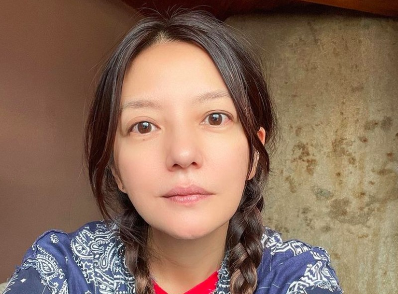 Vicky Zhao Instagram