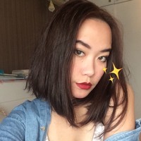 Zana kini sudah beranjak dewasa dan pesonanya pun banyak mencuri perhatian. Melalui akun Instagram pribadinya, Zana banyak membagikan foto-foto dirinya. Foto: Instagram/@zanacobhita