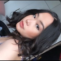 Tak hanya memiliki paras cantik, penampilan Zana pun terlihat nyentrik hingga membuatnya sering menjadi sorotan. Bagaimana menurutmu penampilan wanita yang akrab disapa Obhit ini? Foto: Instagram/@zanacobhita