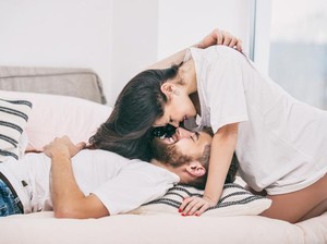 5 Minuman Alami Ini Bikin Stamina Pria Greng, Tanpa Obat Kuat!