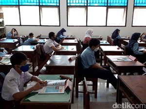 Bupati Kudus Larang Guru Mengajar Sebelum Vaksin Dosis 2, Disdik Lakukan Ini