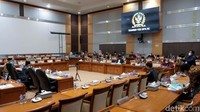 Dia menjelaskan pagu anggaran tersebut mengalami penurunan 0,07%.