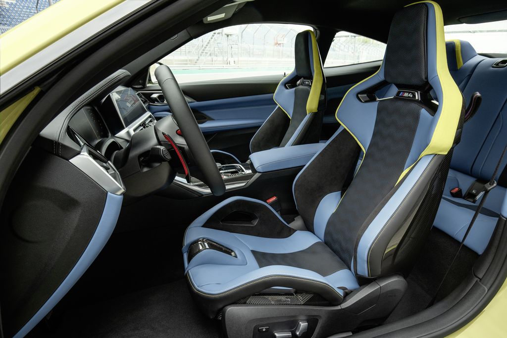 BMW M4 Coupe Competition varian Individual