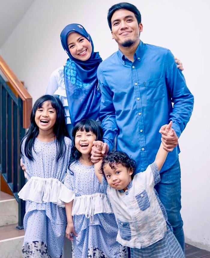 Desta Mahendra Desta Mahendra