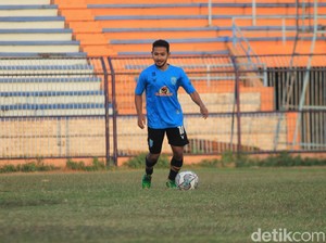 Hadapi PSIS, Persela Akhirnya Bisa Bawa Gian Zola