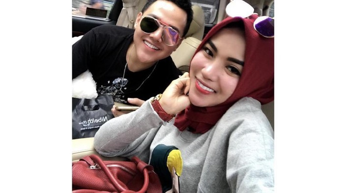 Iqbal dan Medina Zein.