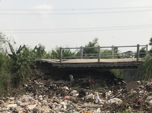 Camat Bakal Panggil Pengembang untuk Perbaiki Jembatan Amblas di Kali Busa