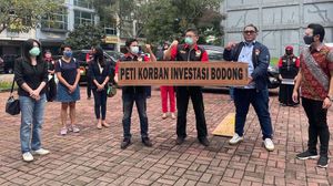 Korban Investasi Bodong Datangi Polda Metro