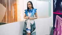 Lagu Lyodra yang berjudul Pesan Terakhir kini sudah didengarkan lebih dari 10 juta kali di Spotify. (Foto: dok. Instagram @lyodraofficial) 