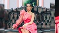 Lyodra Ginting juga baru-baru ini merilis album self-tilted di bawah label Universal Music Indonesia. (Foto: dok. Instagram @lyodraofficial) 