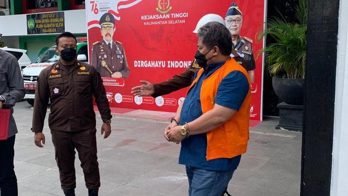 Mantan Kepala Dinas ESDM Kabupaten Tanah Bumbu Tahun 2011-2016 berinisial H. RDPS jadi tersangka