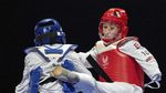 Melihat Atlet Taekwondo Afghanistan Zakia Khudadadi Beraksi