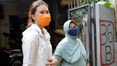 Momen Berbagi Kepada Guru Ngaji