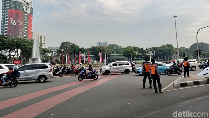 Penerapan ganjil genap di jalanan DKI Jakarta (Karin Nur Secha/detikcom).