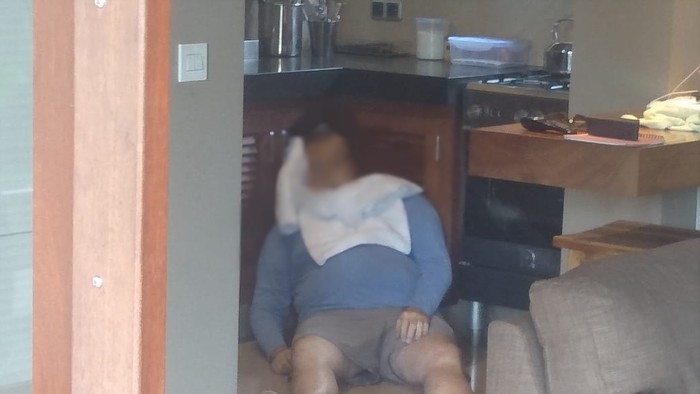 Pria asal Amerika Serikat, Matthew Charles (63) ditemukan tewas di dalam vila di Gianyar, Bali