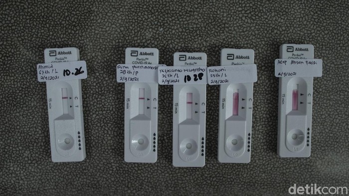 Puskesmas Jemput Bola Tes Swab COVID-19 Puskesmas Menteng melakukan jemput bola tes swab COVID-19. Bagi anda yang ini tes swab yuk datangi lokasi Seruling (swab seru keliling).