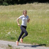 Ia pun tampak menikmati waktunya ketika ikut dalam acara-acara resmi bersama dengan Ratu dan Raja. Foto: Instagram @beligianroyalpalace