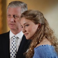 Baru saja diinformasikan bahwa Putri Elisabeth mengambil jurusan terkait sejarah dan politik di kampus bergengsi Inggris tersebut. Dikatakan jika ia memilih sendiri jurasannya dengan persetujuan orangtua dengan pertimbangan bahwa ilmu tersebut akan berguna di masa depan sebagai calon ratu. Foto: Instagram @beligianroyalpalace