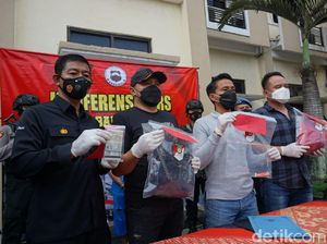 Detik-detik Suami Sadis Bunuh Istri di Tengah Jalan Banjarnegara